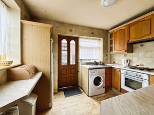 KITCHEN- click for photo gallery